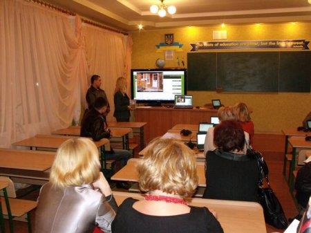 Всеукраїнський науково-практичний семінар "Науково-методичне забезпечення діяльності освітніх округів в умовах реформування освітньої галузі"