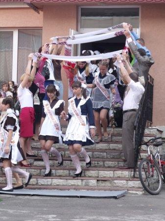 Свято останнього дзвоника для учнів 11-х класів