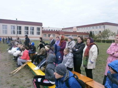 Товариська зустріч між збірними командами працівників та учнів колегіуму