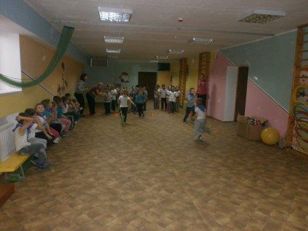 Веселі естафети для учнів 1-х класів