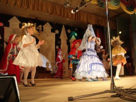 Калейдоскоп новорічних казок учнів початкових класів