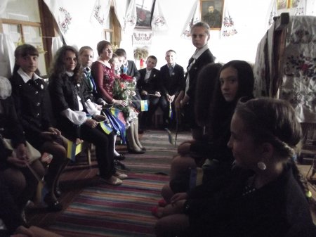 Перші екскурсії до музею у новому навчальному році