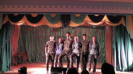 Показовий виступ учнів військово-спортивного профілю