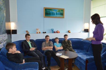 Співпраця зі службою молоді