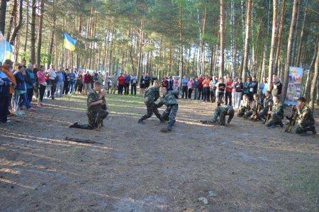 Показовий виступ учнів військово-спортивного профілю