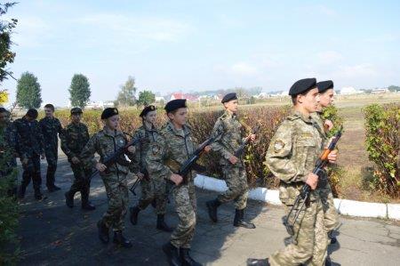 Посвята у члени військово-патріотичного об'єднання "Захисник України"