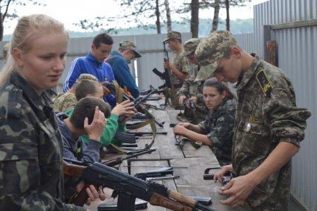 Туристичний похід учнів військово-спортивного профілю