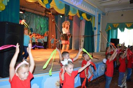 Вітальний концерт "Зі святом, любі вчителі!"