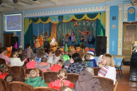 Новорічні ранки у початковій школі продовжуються