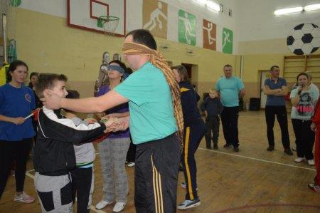 спортивне свято «Тато, мама, я – спортивна сім’я»