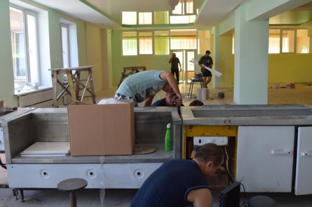 Ремонт шкільної їдальні підходить до завершення...