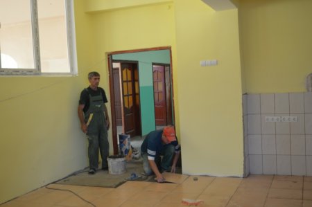 Ремонт шкільної їдальні підходить до завершення...