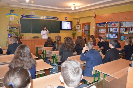 1 грудня – Всесвітній День боротьби з ВІЛ/СНІДом