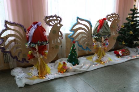 НОВОРІЧНІ СВЯТА ДЛЯ УЧНІВ СЕРЕДНЬОЇ ШКОЛИ