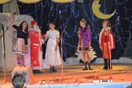 Новорічні казки учнів 8-9-х класів Новорічні казки учнів 8-9-х класів