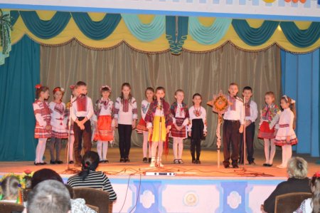 Фестиваль колядок та щедрівок "Різдвяна Зірка"