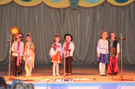 Фестиваль колядок та щедрівок "Різдвяна Зірка"