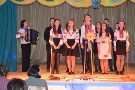 Фестиваль колядок та щедрівок "Різдвяна Зірка"