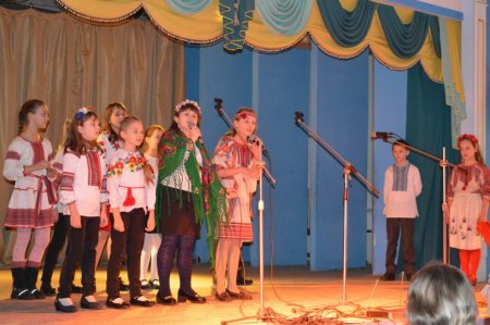 Фестиваль колядок та щедрівок "Різдвяна Зірка"