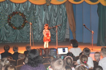 Літературно-мистецька композиція "Вінок Шевченкові сплітаємо із віршів"