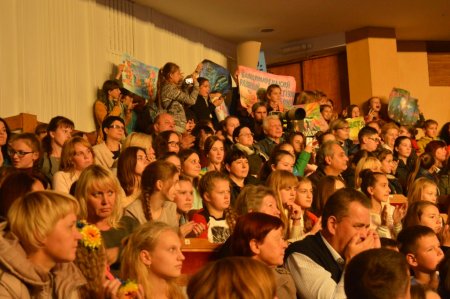 ПІСЕННИЙ КОНКУРС «ЯСКРАВІ ДІТИ УКРАЇНИ»