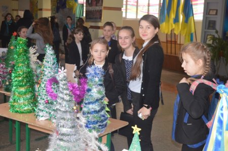Виставка «Новорічна композиція»