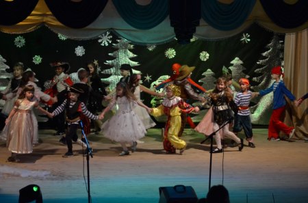 Новорічні ранки у початковій школі