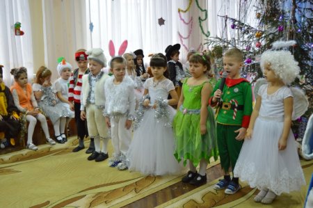 Новорічні ранки у дошкільних групах «Вулик» 