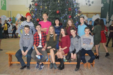Новорічні  казки випускників