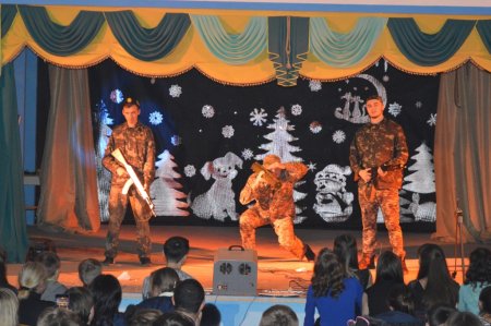 Новорічні  казки випускників