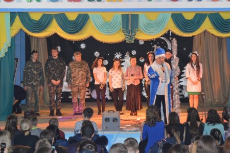 Новорічні  казки випускників