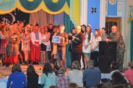 Новорічні  казки випускників