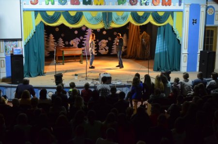 Cупровід новорічних свят 