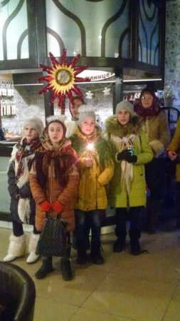 Пластуни колядують