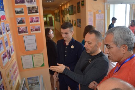 Перебування  турецьких  освітян  у колегіумі  триває