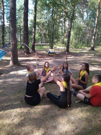 ЧЕТВЕРТИЙ ДЕНЬ РОБОТИ НАМЕТОВОГО ТАБОРУ "ПОЛІГЛОТ" ДЛЯ УЧНІВ 5-9 КЛАСІВ