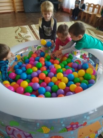 Ігри в басейні