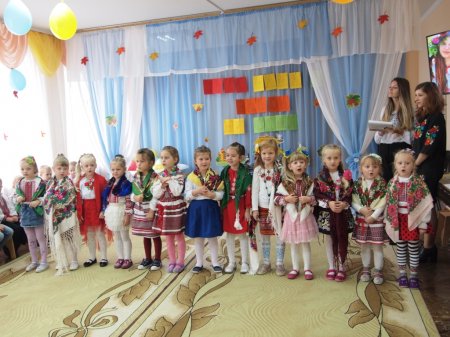 «Тато, мама, я – разом ми сім’я»