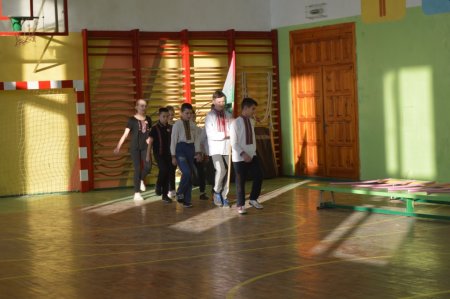 "Сокіл" ( "Джура")
