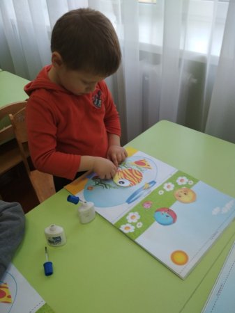 Занаття з аплікації