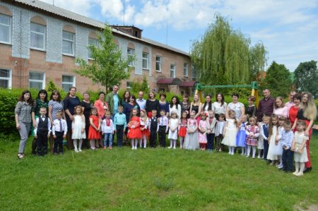 Випускний бал у групі "Квіточки"