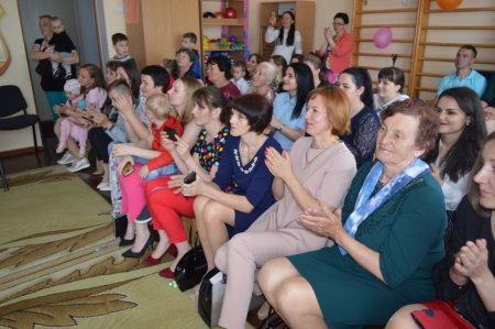 Випускний бал у групі "Квіточки"