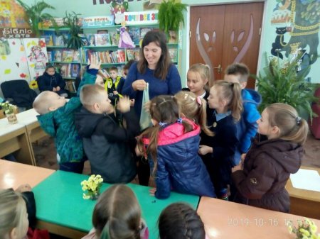 Зустріч з казкаркою