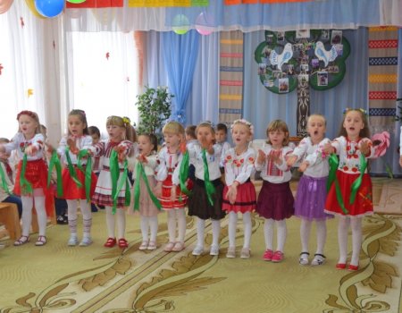 Родинне свято у дошкільних групах «Вулик»