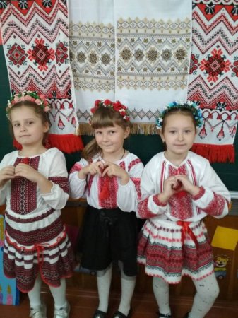 Шкільні будні та відпочинок нашого класу