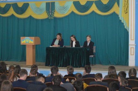 Зустріч з представниками на голову уряду учнівського самоврядування