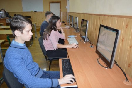 Компʼютерне тестування випускників