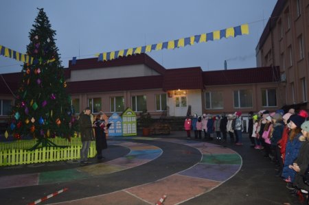 ВІДКРИТТЯ НОВОРІЧНОЇ ЯЛИНКИ