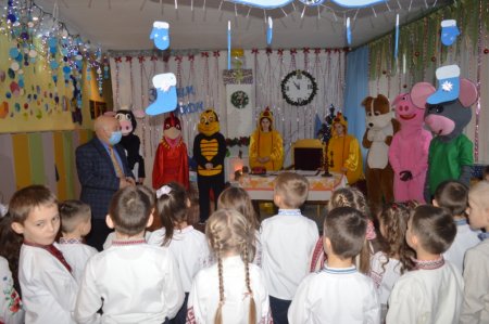 УРОКИ-ЗУСТРІЧІ ЗІ СВЯТИМ МИКОЛАЄМ УРОКИ-ЗУСТРІЧІ ЗІ СВЯТИМ МИКОЛАЄМ