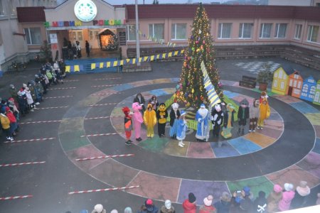ВІДКРИТТЯ НОВОРІЧНОЇ ЯЛИНКИ